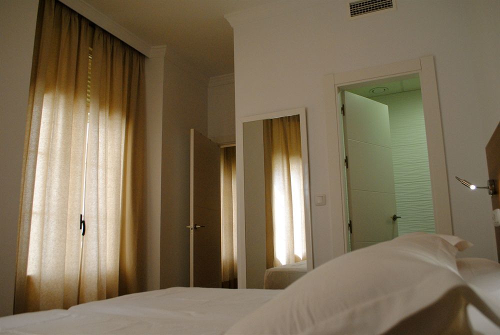 Minimal Rooms Málaga Eksteriør bilde