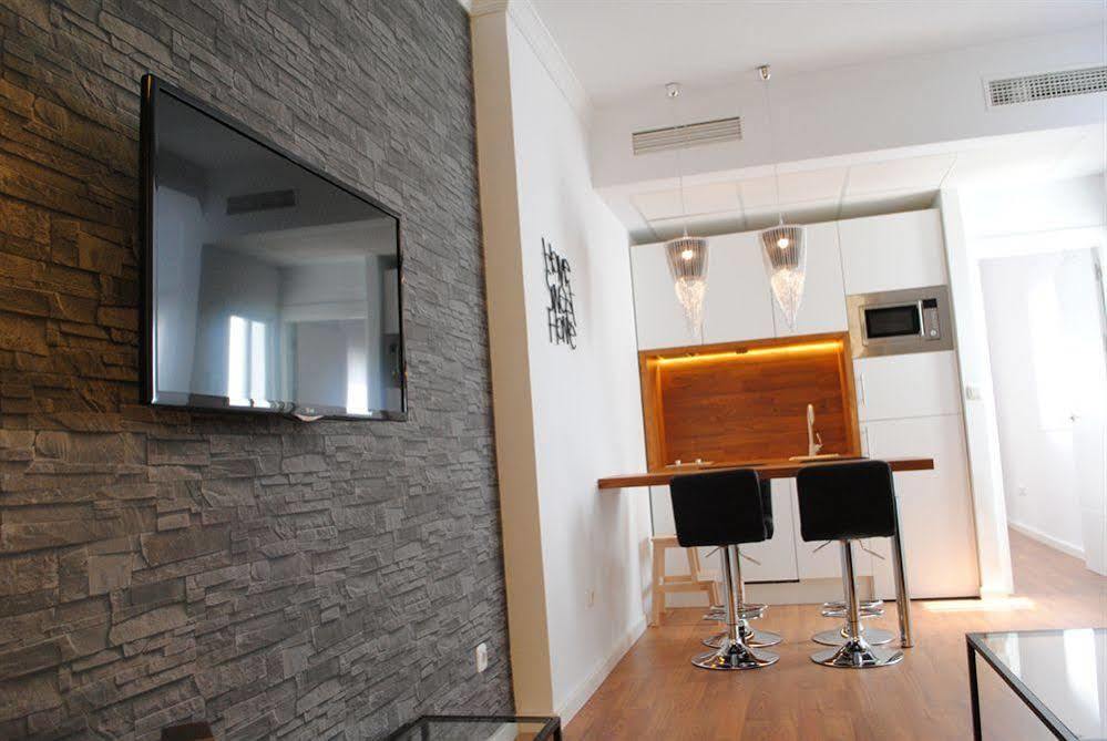 Minimal Rooms Málaga Eksteriør bilde