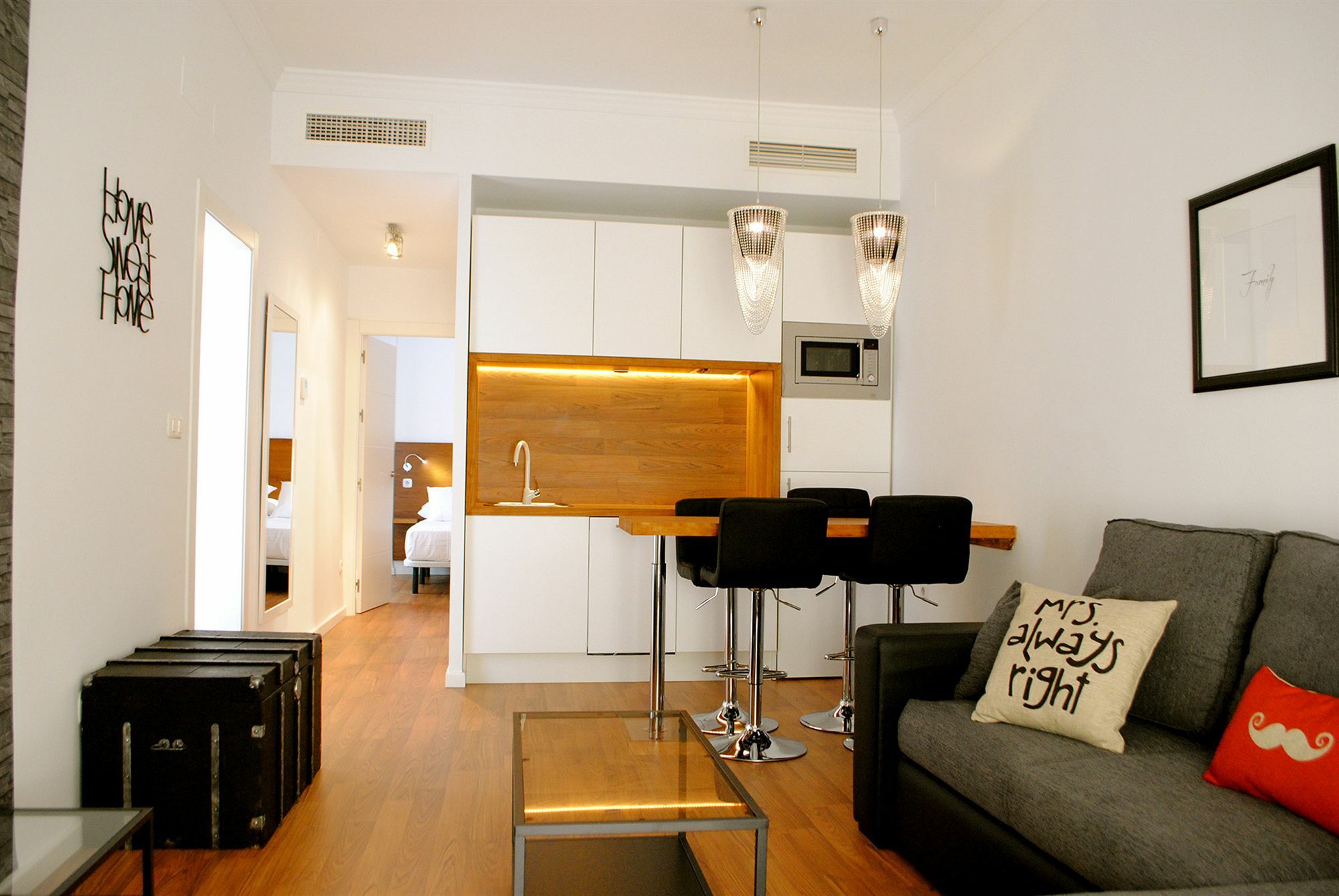 Minimal Rooms Málaga Eksteriør bilde